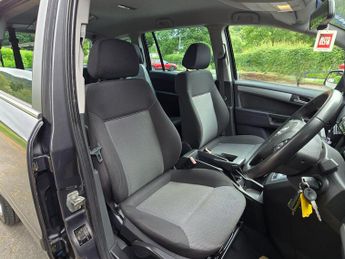 Vauxhall Zafira 1.8 16V Exclusiv Easytronic Euro 5 5dr