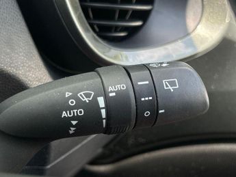 Toyota Aygo X 1.0 VVT-i Edge Euro 6 (s/s) 5dr