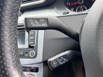 Volkswagen CC 2.0 TDI BlueMotion Tech R-Line DSG Euro 5 (s/s) 4dr