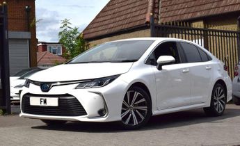 Toyota Corolla 1.8 VVT-h Design CVT Euro 6 (s/s) 4dr