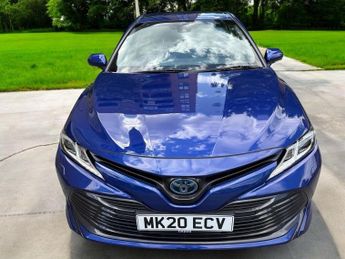 Toyota Camry 2.5 VVT-h Design CVT Euro 6 (s/s) 4dr