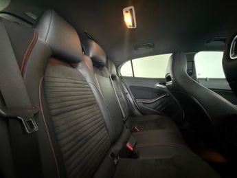 Mercedes-Benz GLA 2.1 GLA220d AMG Line (Executive) 7G-DCT 4MATIC Euro 6 (s/s) 5dr