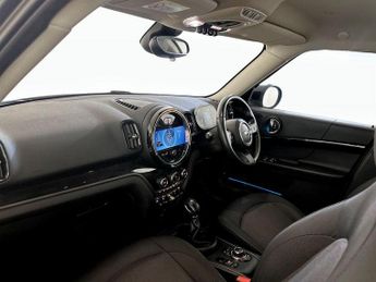 MINI Countryman 1.5 10kWh Cooper SE Classic Auto ALL4 Euro 6 (s/s) 5dr