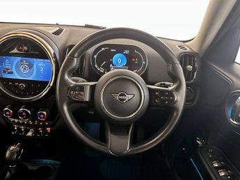 MINI Countryman 1.5 10kWh Cooper SE Classic Auto ALL4 Euro 6 (s/s) 5dr