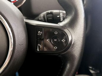MINI Countryman 1.5 10kWh Cooper SE Classic Auto ALL4 Euro 6 (s/s) 5dr