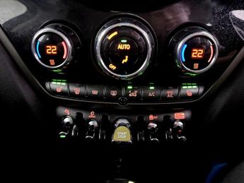 MINI Countryman 1.5 10kWh Cooper SE Classic Auto ALL4 Euro 6 (s/s) 5dr