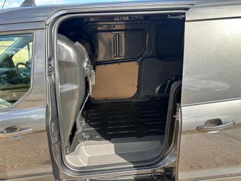 Ford Transit Connect 1.5 250 EcoBlue Limited Auto L2 Euro 6 (s/s) 5dr