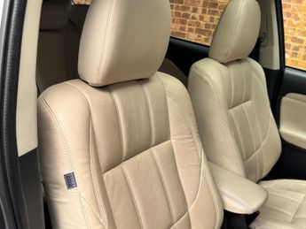 Mitsubishi Outlander 2.0h 12kWh GX5hs CVT 4WD Euro 5 (s/s) 5dr
