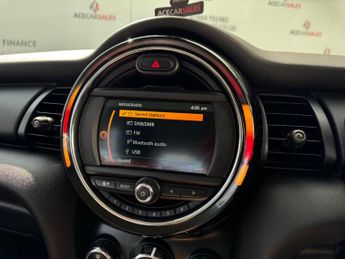 MINI Hatch 1.5 One Classic Steptronic Euro 6 (s/s) 3dr
