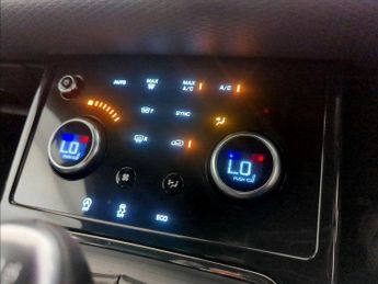 Land Rover Range Rover Evoque 2.0 D150 R-Dynamic FWD Euro 6 (s/s) 5dr