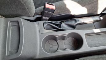 Ford Focus 2.0 Ghia 5dr