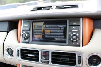 Land Rover Range Rover 3.6 TD V8 Vogue SE Auto 4WD Euro 4 5dr