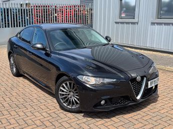Alfa Romeo Giulia 2.2 TD Super Auto Euro 6 (s/s) 4dr