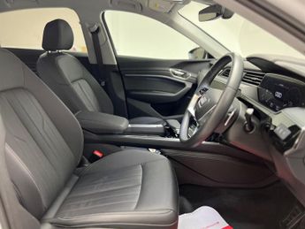 Audi Q8 e-tron 50 Sport Sportback Auto quattro 5dr 95kWh (11kW Charger)