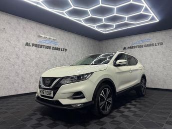 Nissan Qashqai 1.2 DIG-T N-Connecta XTRON Euro 6 (s/s) 5dr