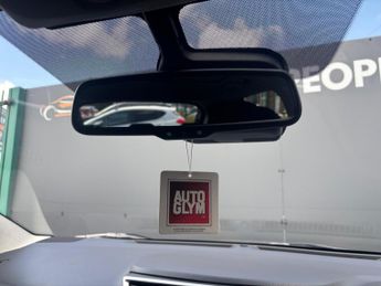 Nissan Qashqai 1.2 DIG-T n-tec+ XTRON 2WD Euro 5 (s/s) 5dr