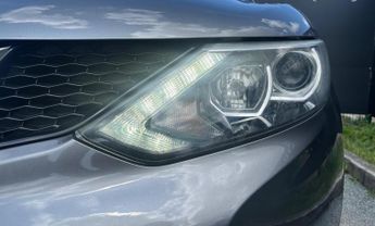 Nissan Qashqai 1.2 DIG-T n-tec+ XTRON 2WD Euro 5 (s/s) 5dr