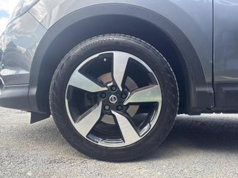 Nissan Qashqai 1.2 DIG-T n-tec+ XTRON 2WD Euro 5 (s/s) 5dr