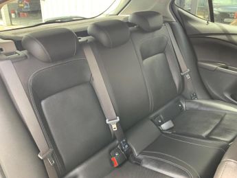 Vauxhall Astra 1.6i Turbo Elite Nav Euro 6 (s/s) 5dr
