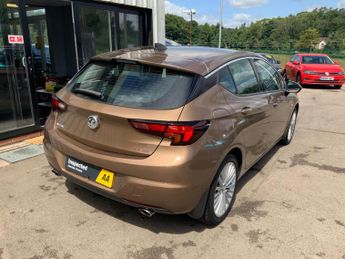 Vauxhall Astra 1.6i Turbo Elite Nav Euro 6 (s/s) 5dr