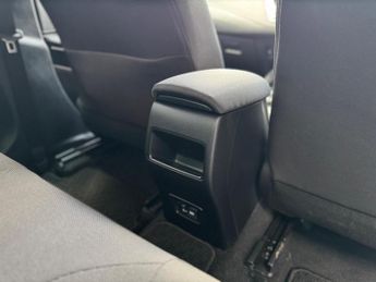 Toyota Corolla 1.8 VVT-h Icon CVT Euro 6 (s/s) 4dr