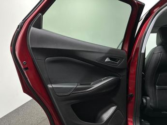 Vauxhall Grandland X 1.6 13.2kWh Business Edition Nav Premium Auto 4WD Euro 6 (s/s) 5