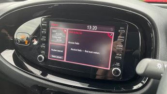 Toyota Aygo X 1.0 VVT-i Edge Euro 6 (s/s) 5dr