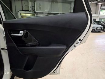 Kia Niro 1.6h GDi 3 DCT Euro 6 (s/s) 5dr