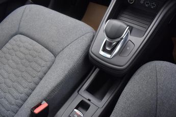 Renault Zoe R110 EV50 52kWh SE Auto 5dr (Rapid Charge)