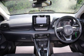 Toyota Yaris 1.5 VVT-h Icon E-CVT Euro 6 (s/s) 5dr