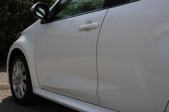 Toyota Yaris 1.5 VVT-h Icon E-CVT Euro 6 (s/s) 5dr