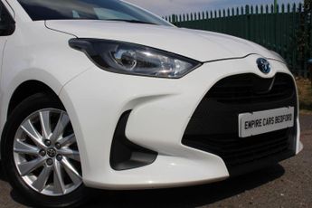 Toyota Yaris 1.5 VVT-h Icon E-CVT Euro 6 (s/s) 5dr