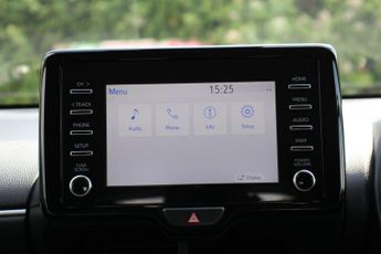 Toyota Yaris 1.5 VVT-h Icon E-CVT Euro 6 (s/s) 5dr