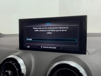 Audi Q2 1.5 TFSI CoD 35 Black Edition S Tronic Euro 6 (s/s) 5dr