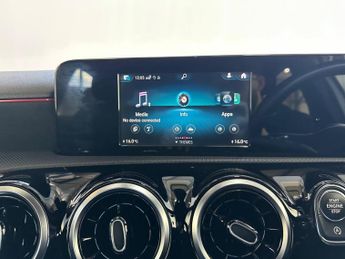 Mercedes-Benz A Class 1.3 A200 AMG Line 7G-DCT Euro 6 (s/s) 4dr