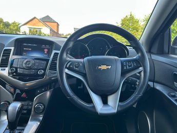 Chevrolet Cruze 1.8 LTZ Auto Euro 5 5dr (Nav)