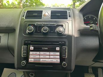 Volkswagen Touran 1.6 TDI SE DSG Euro 5 5dr