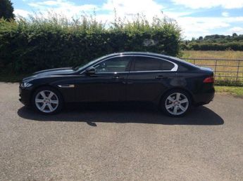 Jaguar XE 2.0d Portfolio Auto AWD Euro 6 (s/s) 4dr