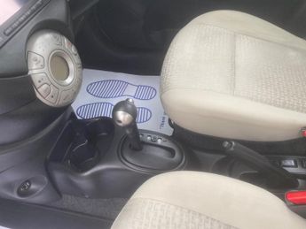 Nissan Micra 1.2 DIG-S Kuro CVT Euro 5 (s/s) 5dr