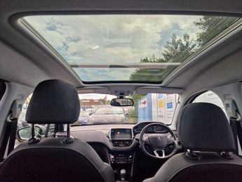 Peugeot 2008 1.2 PureTech Allure Premium EAT Euro 6 (s/s) 5dr