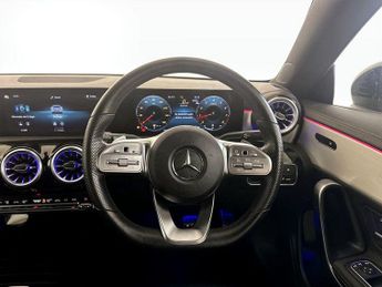 Mercedes-Benz CLA 1.3 CLA180 AMG Line (Premium) Shooting Brake 7G-DCT Euro 6 (s/s)