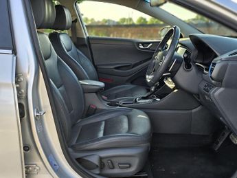 Hyundai IONIQ 1.6 h-GDi Premium SE DCT Euro 6 (s/s) 5dr