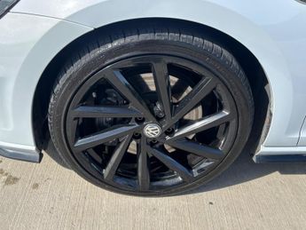 Volkswagen Golf 2.0 TSI R DSG 4Motion Euro 6 (s/s) 5dr