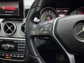 Mercedes-Benz GLA 2.0 GLA250 Sport 7G-DCT 4MATIC Euro 6 (s/s) 5dr
