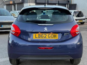Peugeot 208 1.4 e-HDi Active EGC Euro 5 (s/s) 5dr