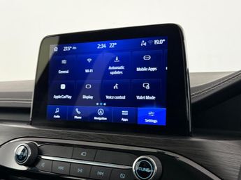 Ford Kuga 2.5 Duratec 14.4kWh Vignale CVT Euro 6 (s/s) 5dr