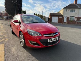 Vauxhall Astra 2.0 CDTi ecoFLEX SRi Euro 5 (s/s) 5dr