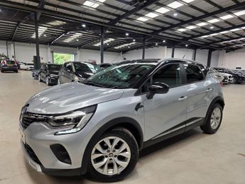 Renault Captur 1.3 TCe Iconic Euro 6 (s/s) 5dr