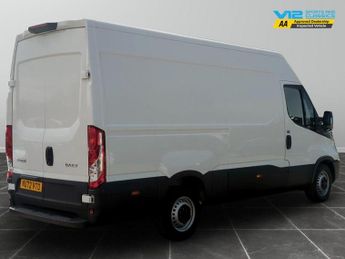 Iveco Daily 2.3D HPI 14V 35S 3520 MWB High Roof Euro 6 (s/s) 5dr