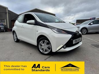 Toyota AYGO 1.0 VVT-i x-pression x-wave x-shift Euro 5 5dr Euro 5